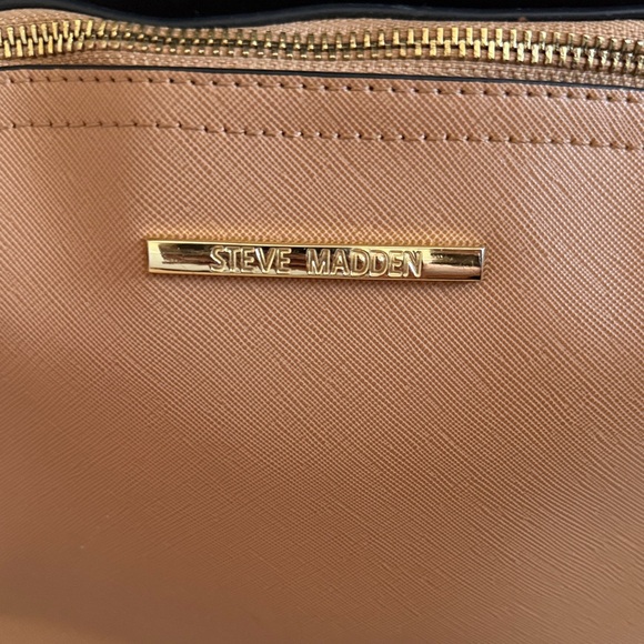 Steve Madden Brown Crossbody Bag - Picture 2 of 11